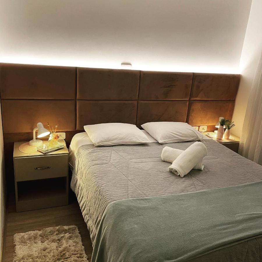 Excelente apartamento em Gramado/RS no Condomínio Casa de Pedra Exterior foto