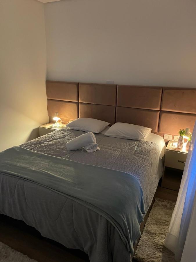 Excelente apartamento em Gramado/RS no Condomínio Casa de Pedra Exterior foto